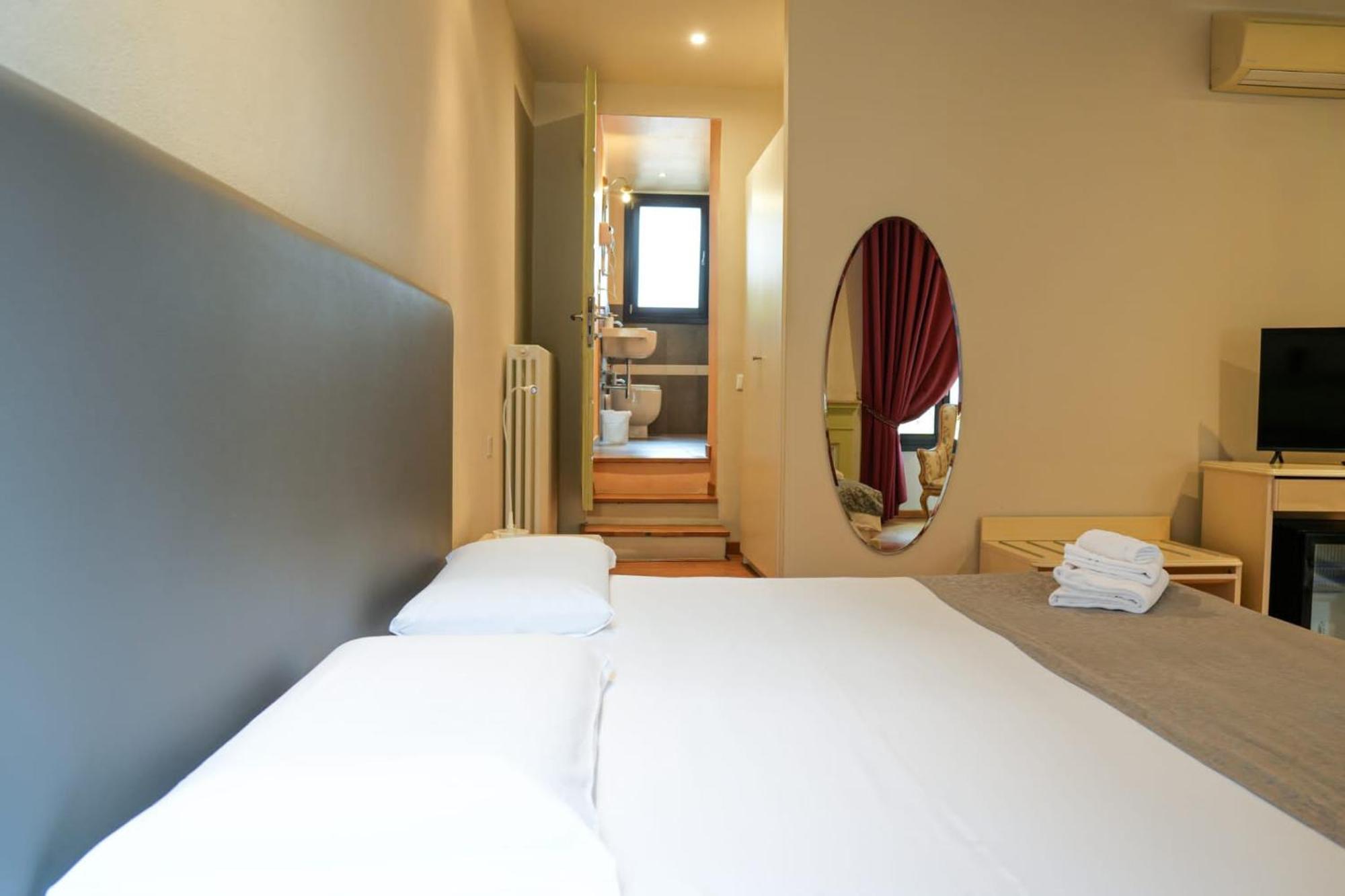 Honey Rooms Ferrara Eksteriør billede
