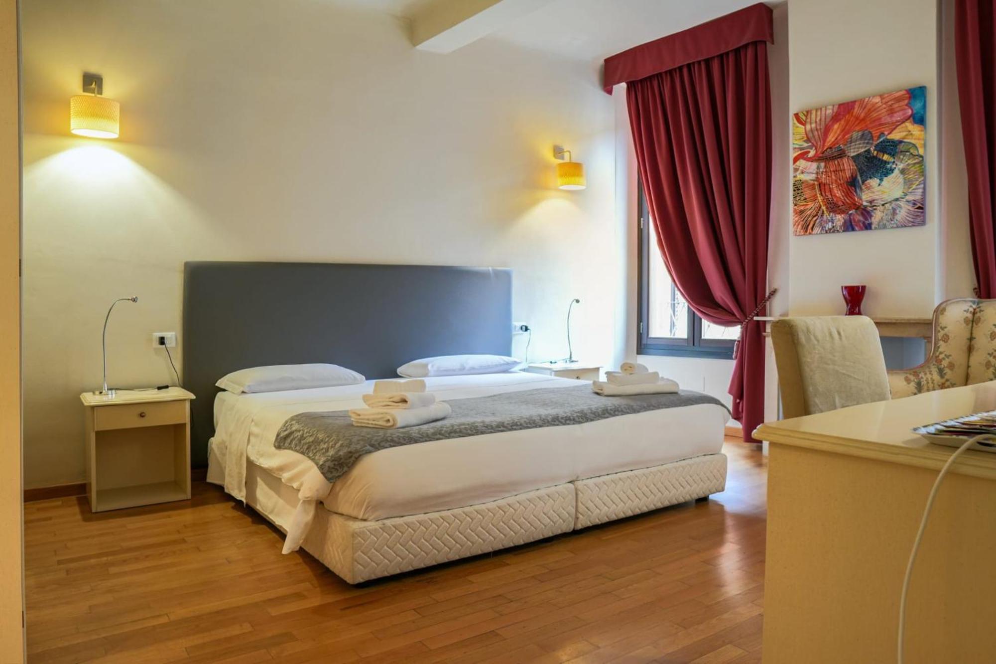 Honey Rooms Ferrara Eksteriør billede