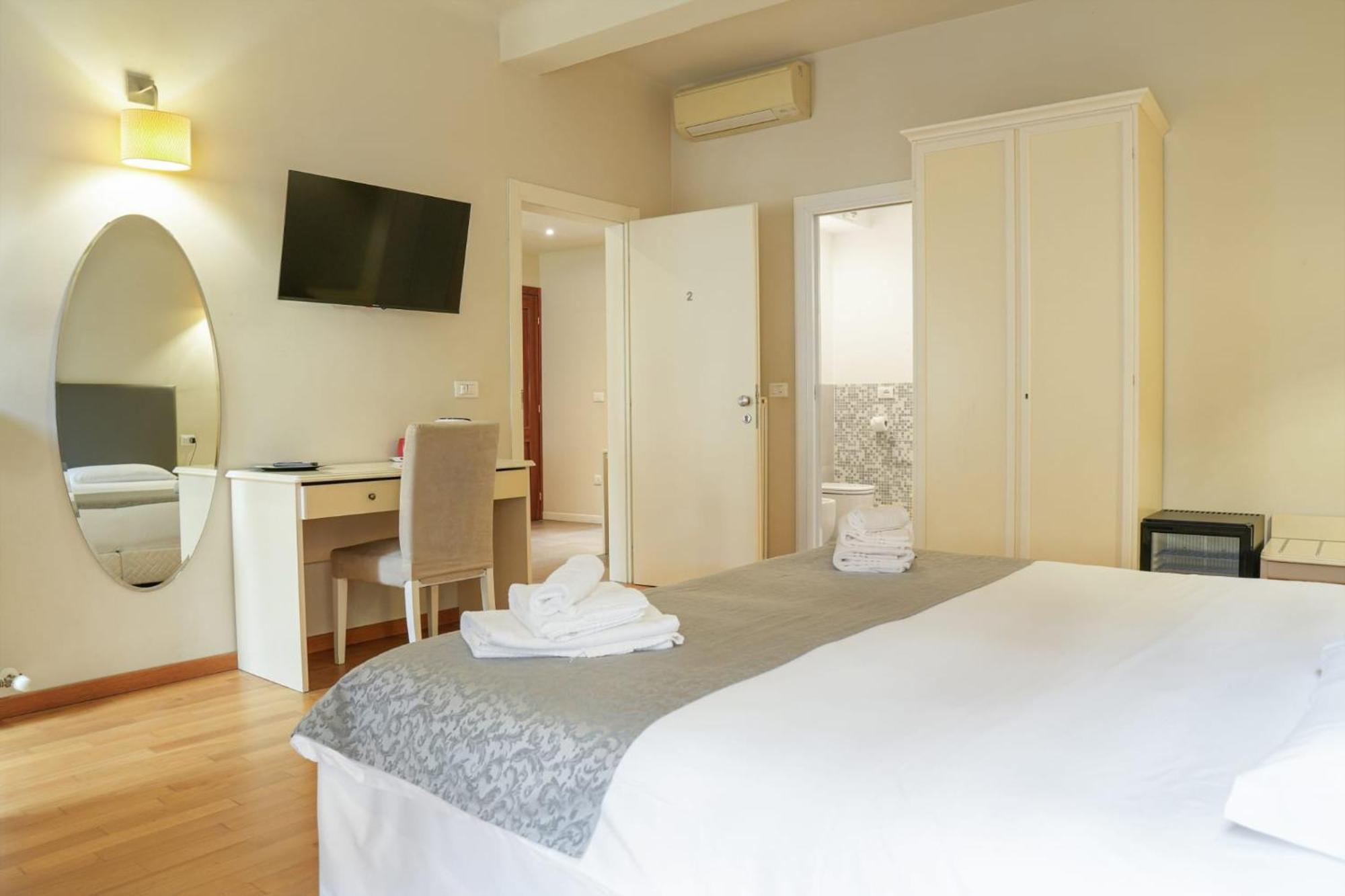 Honey Rooms Ferrara Eksteriør billede